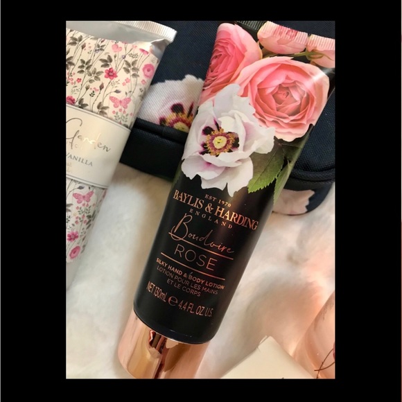 5PC Bath Set Limited Edition - Picture 11 of 13